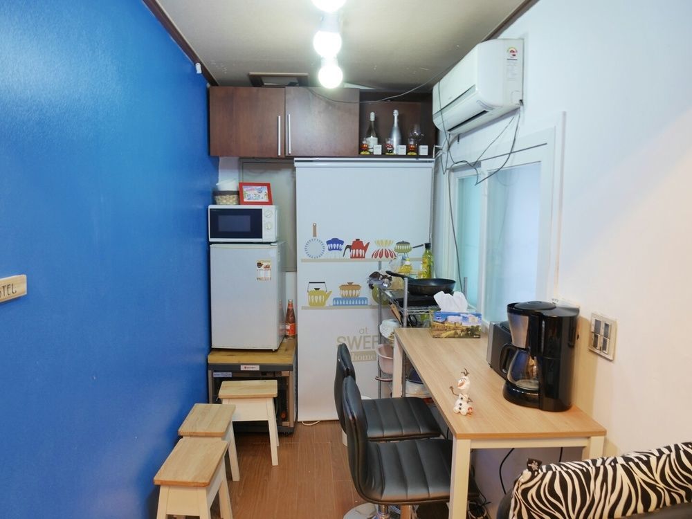 Sinchon Sisters Hostel Seul Exterior foto